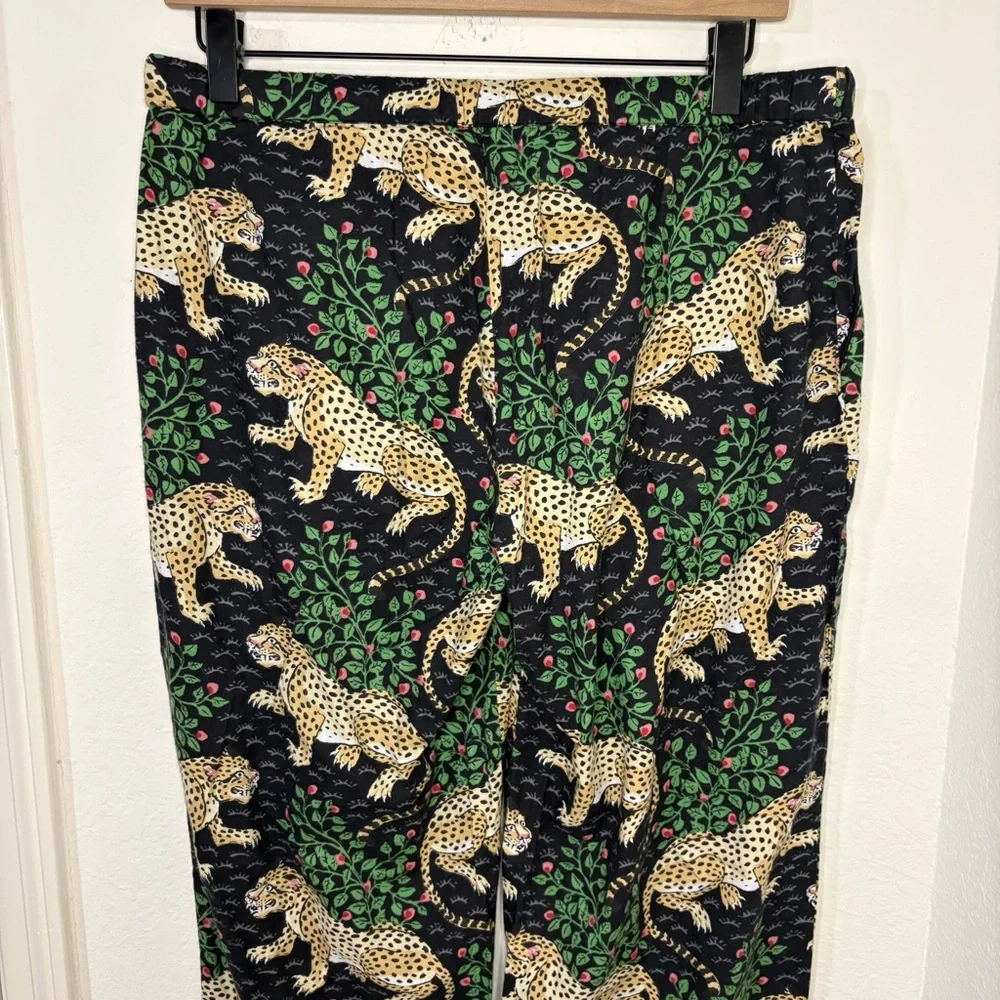 Printfresh Black and Cream Leopard Print Pants